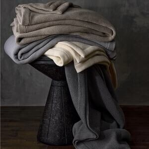 Matouk‎ Waffle Knit Blanket In Ivory Full Queen Retails $648